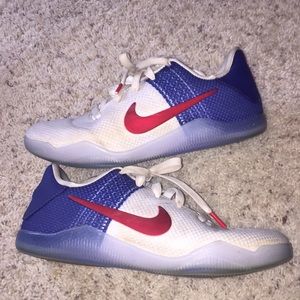 Kobe 11 Low "4th of July"